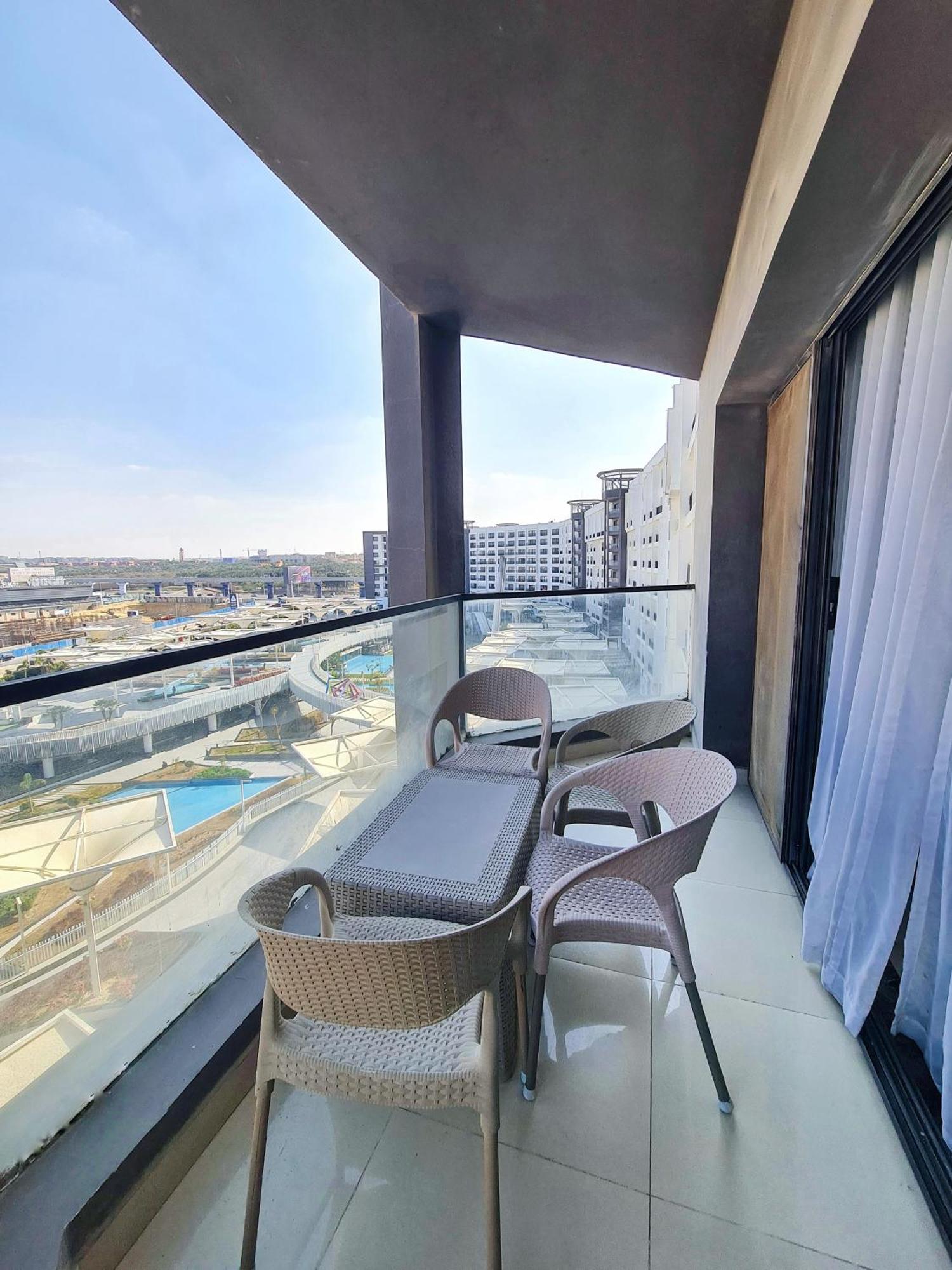 Axxodia- Duplex Porto New Cairoアパートホテル エクステリア 写真