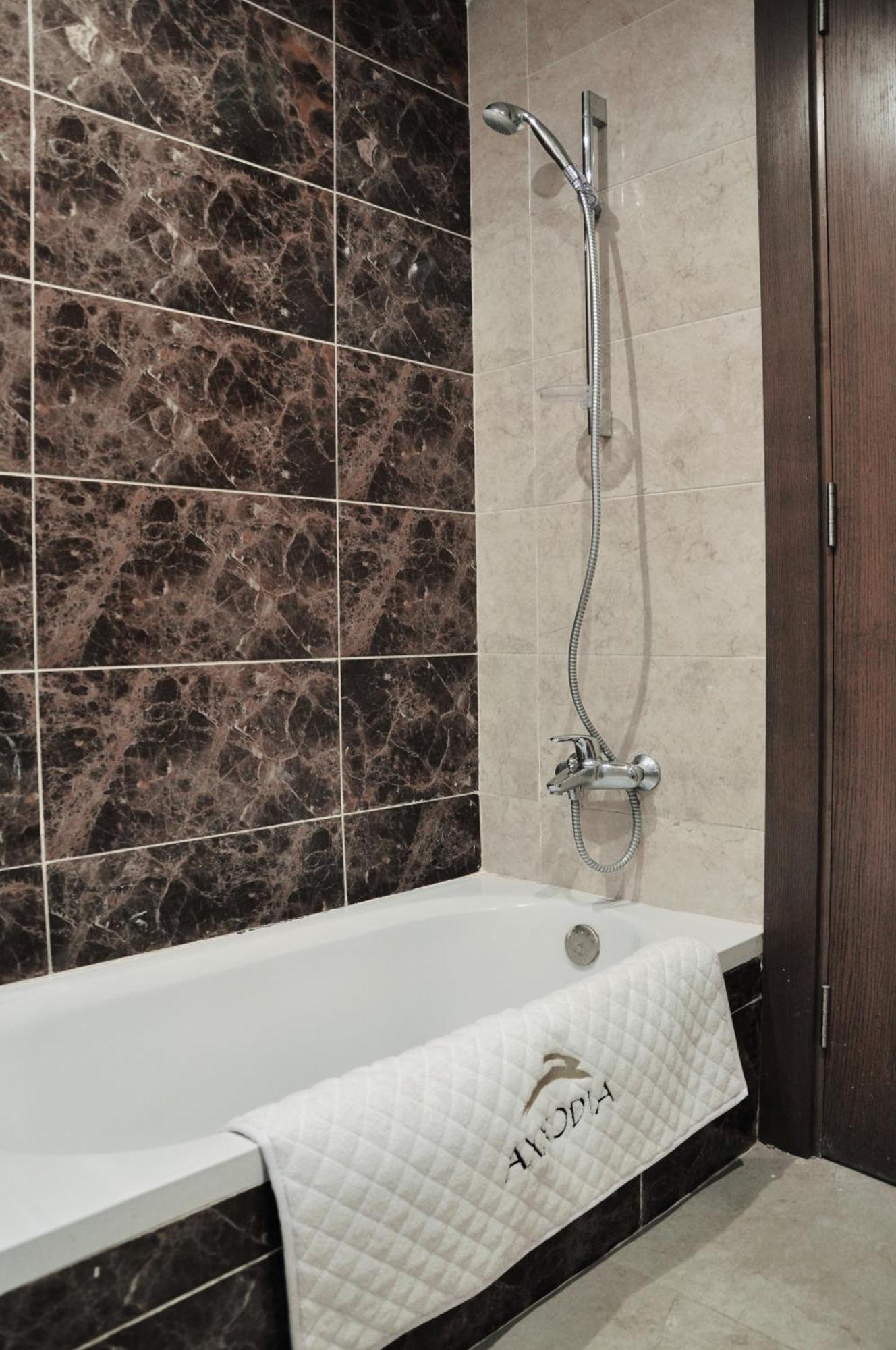 Axxodia- Duplex Porto New Cairoアパートホテル エクステリア 写真